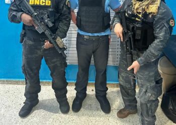 RD intercepta droga con destino a Inglaterra y extradita a británico buscado