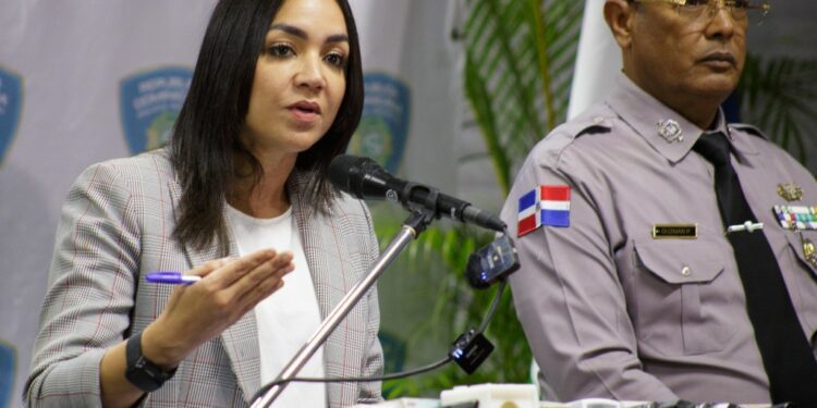 Mas de 27 mil ciudadanos haitianos indocumentados deportados este año