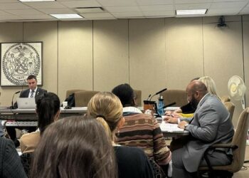 Nueva York amplía acceso justo a viviendas más asequibles