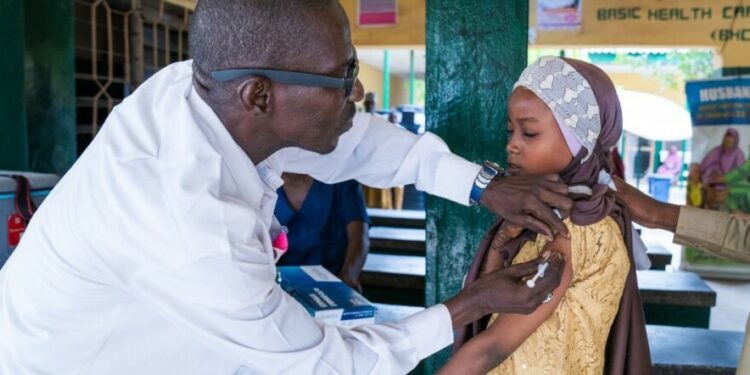 Otra crisis global: la de vacunas que pone en riesgo millones de vidas