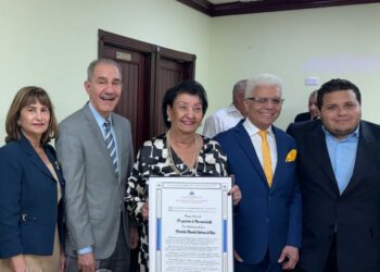 Mescyt reconoce la destacada trayectoria de la funcionaria Besaida Santana