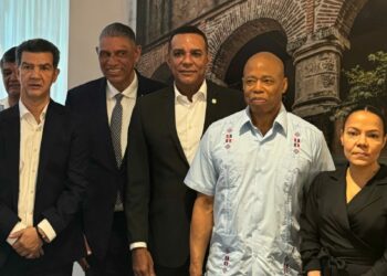 Alcalde de Nueva York, Eric Adams, visita República Dominicana