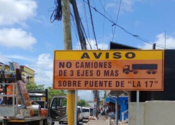Obras Públicas cierra pase a vehículos pesados por el puente de la 17