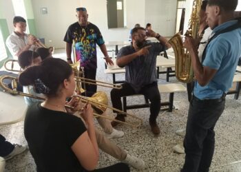 Jazz llega a Cabral con clase magistral de Hedrich Báez