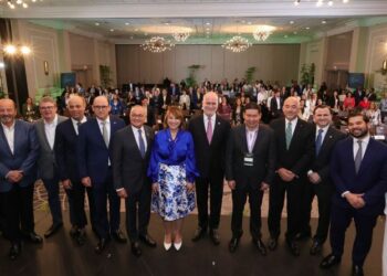 FELABAN premia cuatro bancos dominicanos por sostenibilidad e innovación  