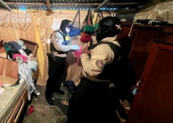 Allanan en dos provincias fronterizas: incautan 5 armas, drogas y diez detenidos