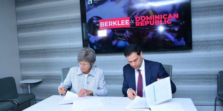 Acuerdo entre Cultura y Berklee impulsa la música dominicana