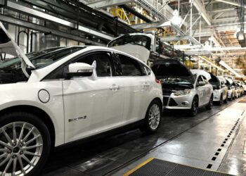 Ford retira miles de SUV en Estados Unidos por riesgo en frenos