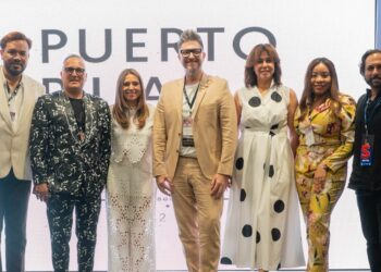 Puerto Plata Bridal 2025 exhibe sus galas en el Congreso IADWP