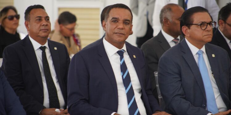 Senador Carlos Gómez pide declarar estado de emergencia en zona afectada por lluvia en Espaillat