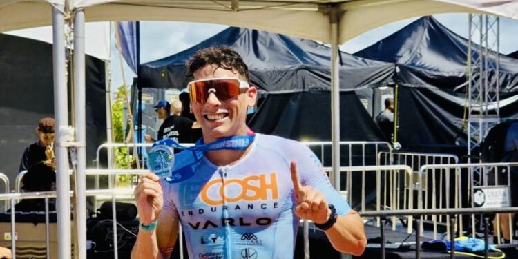 Javier Figueroa repite victoria en el Ironman 70.3 Cap Cana