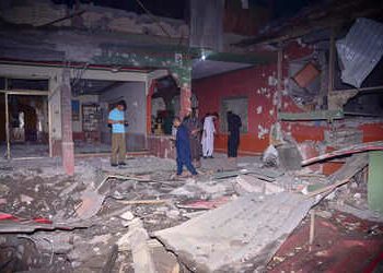 Ataques aéreos de India en Pakistán ya dejan 8 muertos y 35 heridos