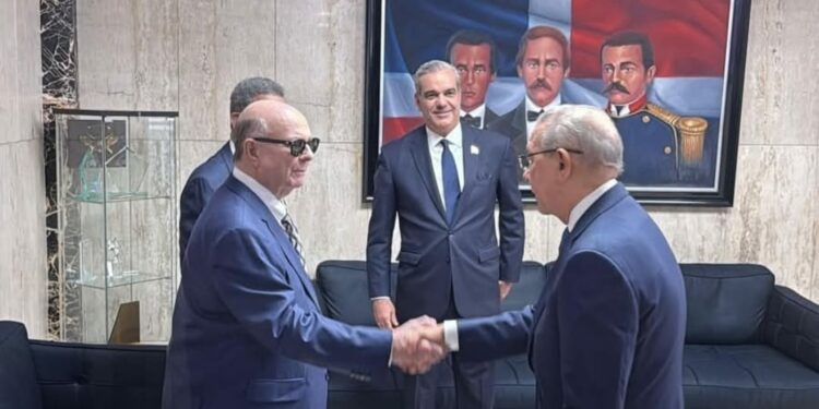 Hipólito Mejía destaca unidad en cumbre sobre crisis haitiana