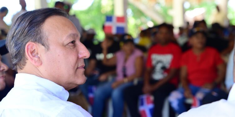 Abel Martínez: “Es hora de que el PLD vuelva a conectar con el pueblo”