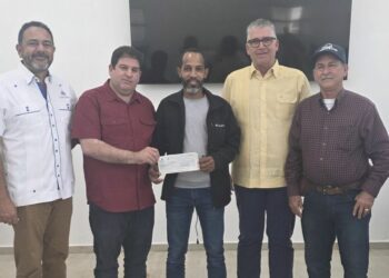 Gobierno inicia compensación a criadores afectados por peste porcina