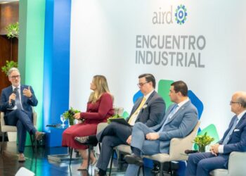 Hacen llamado para alianza estratégica entre Industria y mercado de valores 