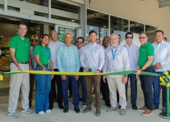 Grupo Ramos abre dos tiendas Aprezio en Boca Chica y Navarrete