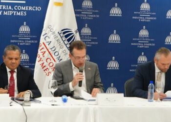 Aprueban nueve empresas de zonas francas y dos parques industriales