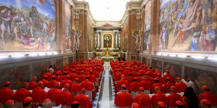 Sale fumata blanca, hay nuevo Papa