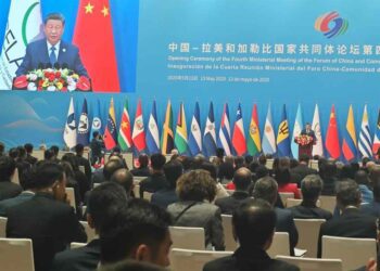 China anuncia programas para reforzar relaciones con América Latina y el Caribe