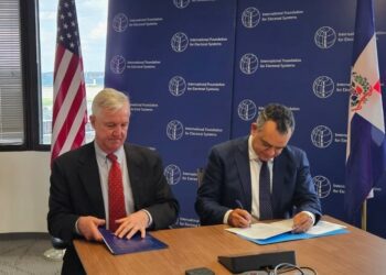JCE afianza su rumbo institucional con dos acuerdos clave en Washington