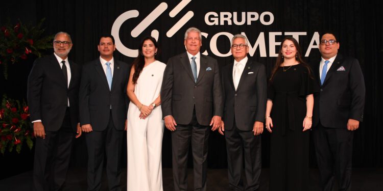 Grupo Cometa realiza cóctel conmemorativo por su 50 aniversario