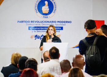 Carolina Mejía fortalece lazos del PRM con diáspora en Europa