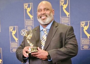 Omar Guzmán gana su primer Emmy con especial de Al Horford