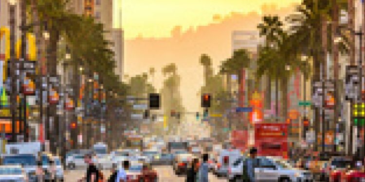 Trump militariza Los Ángeles y desata una tormenta política