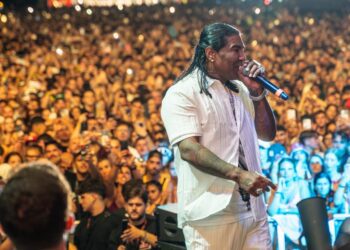 Omega enciende el Alien Sound Festival ante 20 mil personas