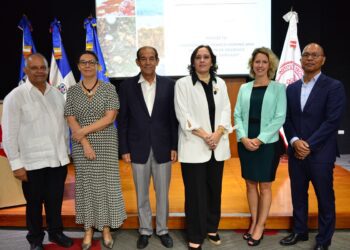 Francia e INTEC cierran con éxito proyecto sobre sargazo y residuos