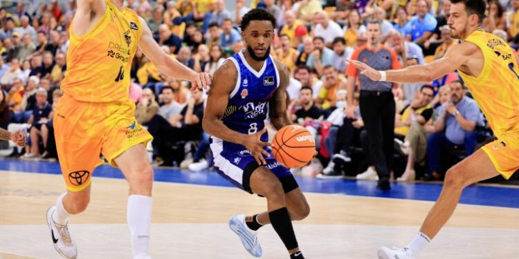 Jean Montero fulmina récords históricos en los Playoffs españoles