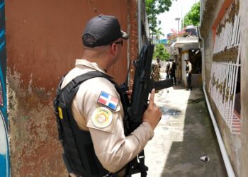 DNCD y MP intensifican operativos en Los Mina