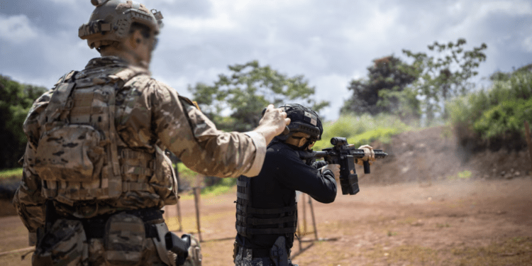 China acusa a EE. UU. de presionar a Panamá por tema Huawei