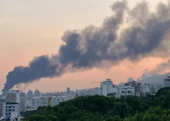 Trump insinúa diálogo con Irán mientras Israel intensifica ataques