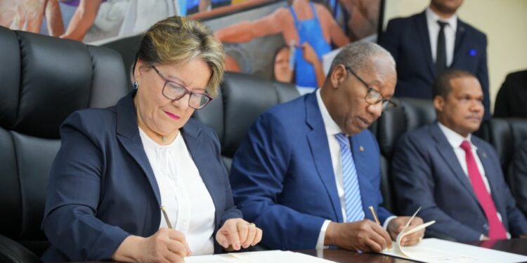 UASD e INDOMET crean carrera pionera en meteorología en RD