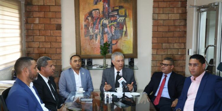 Verón denuncia bloqueo ilegal de MIVIE en planificación urbana