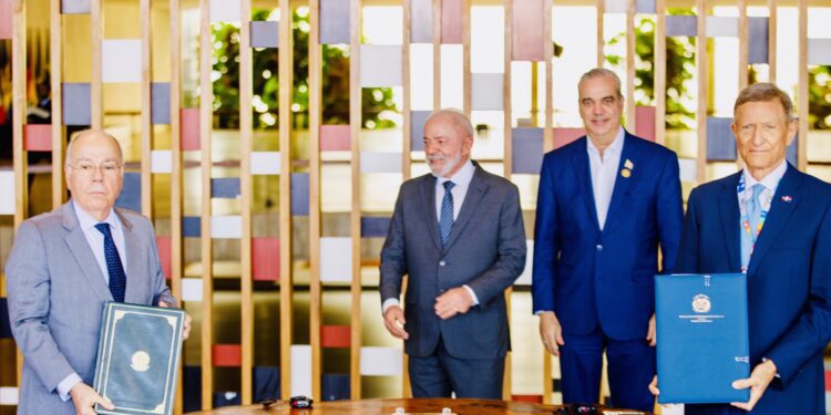 RD y Brasil acuerdan fortalecer la gestión pública y diplomática