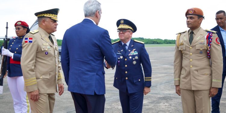 Presidente Abinader culmina gira internacional con importantes encuentros