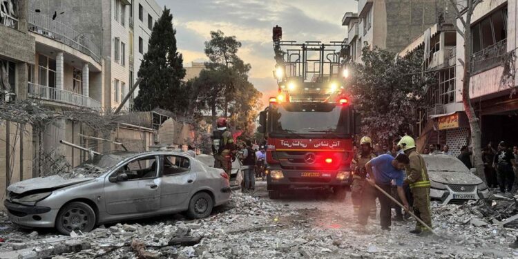 Trump enciende tensiones entre Israel e Irán con postura agresiva