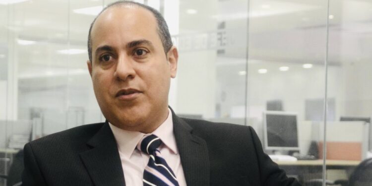 José Balaguer advierte alza del dólar encarece el sistema eléctrico