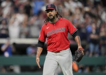 Emmanuel Clase, bajo la lupa por apuestas deportivas