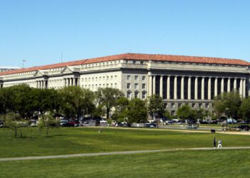 Vietnam supera a China como mayor déficit comercial de EE.UU