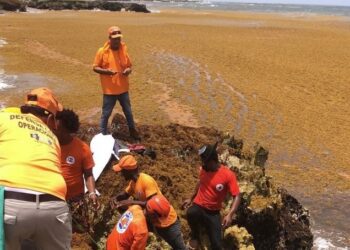 Suben a seis muertos y decenas de desaparecidos por naufragio en Juanillo