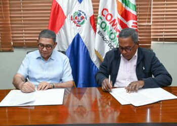 Comedores Económicos garantizarán comida diaria a internos de Hogar Crea