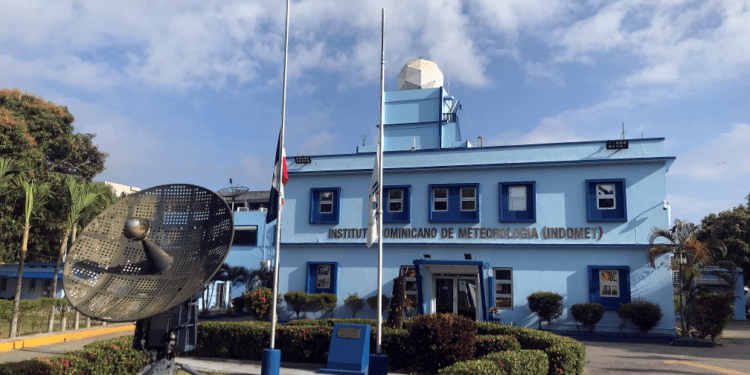 Indomet advierte onda tropical cruzará territorio dominicano