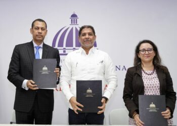 Alianza institucional promueve digitalización agricultura dominicana