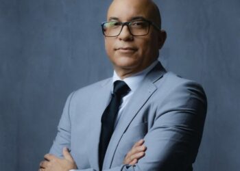 Homero Figueroa: pasaporte dominicano sube 9 puestos en ranking global