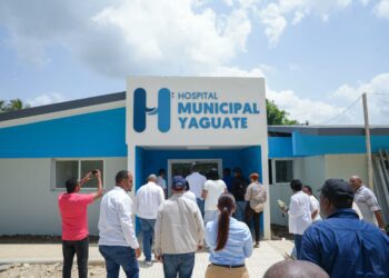 Gobierno reafirma su compromiso con San Cristóbal