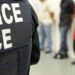 ICE perseguirá empresas que explotan a migrantes indocumentados en EE.UU.